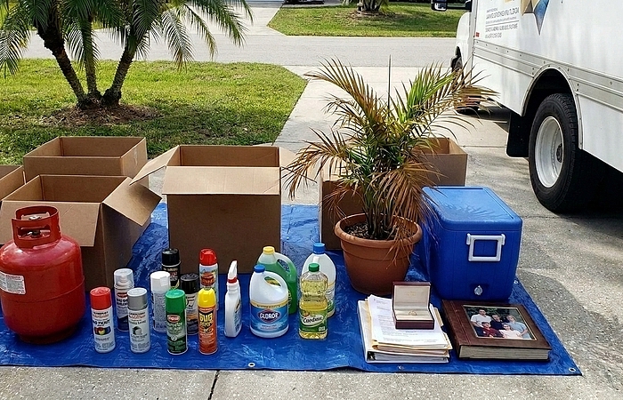 What Items Should You Not Pack When Moving in Sarasota?